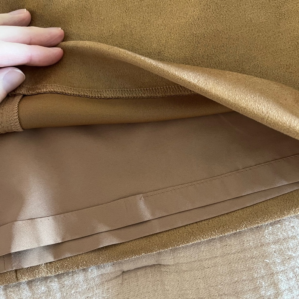 Like-New LOFT Faux Suede Pocket Shift Skirt - Picture 4 of 8